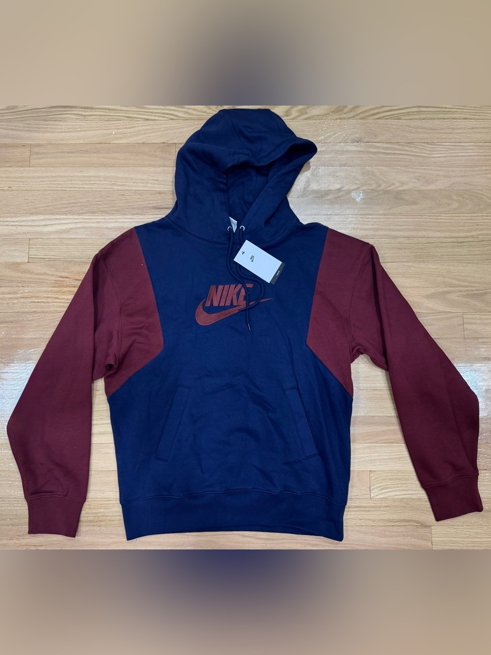 Nike Men’s Loose Fit Club Fleece Stitched Swoosh Logo Hoodie Colorblock Red M